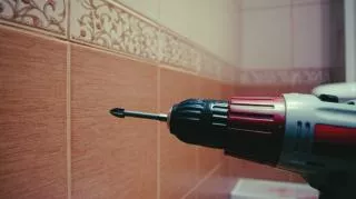 чем сверлить керамогранит